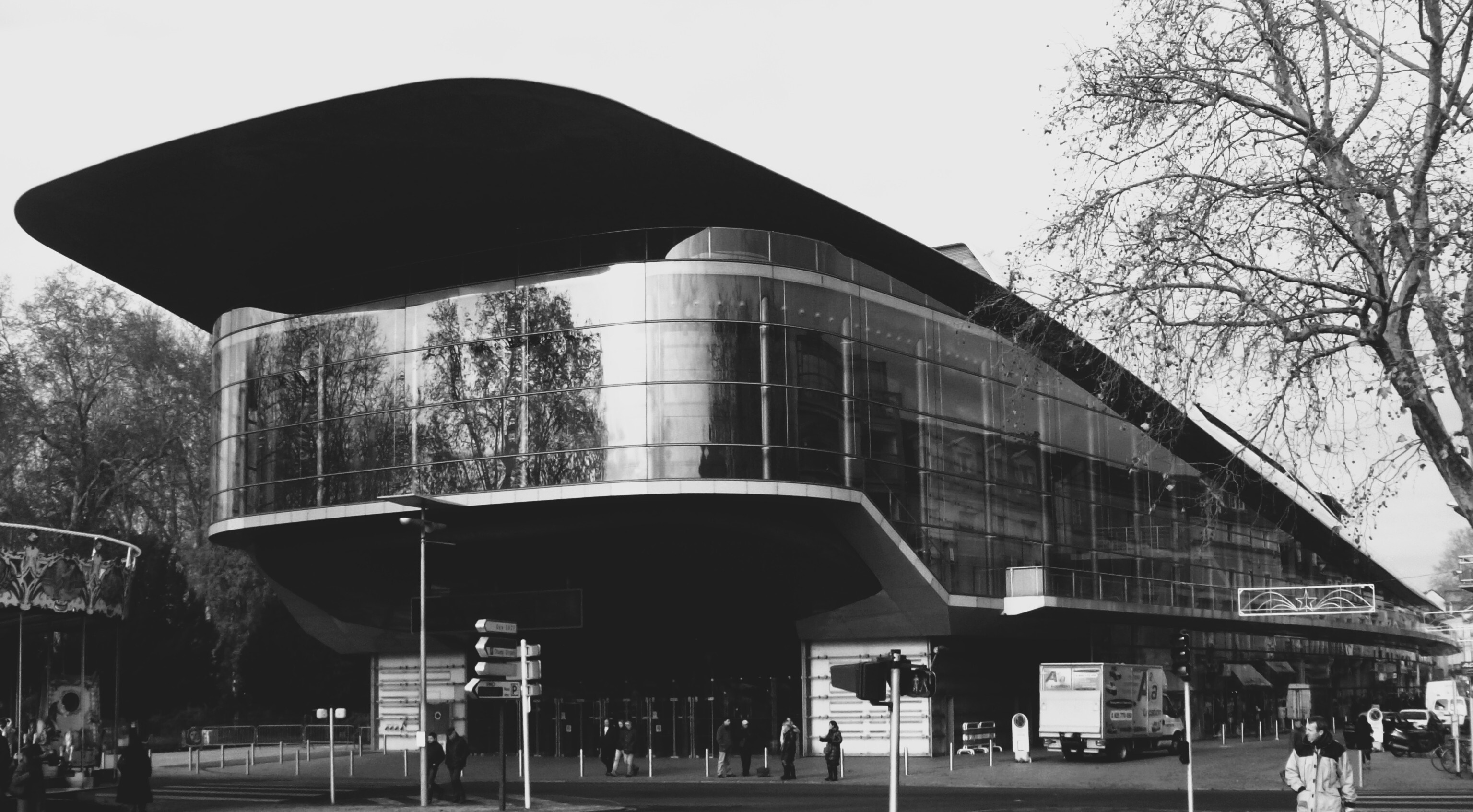 Centre_congres_vinci bw